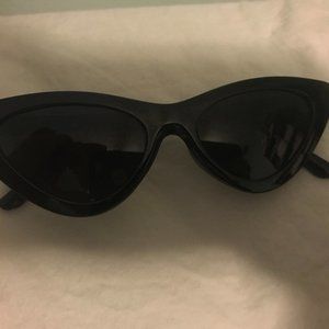 Cat eye sunglasses